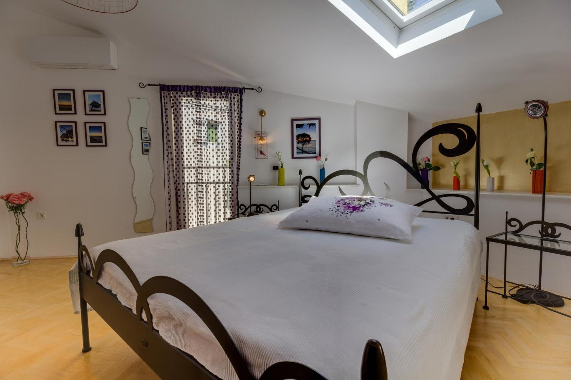 Apartments Mandarina Mali Lošinj Oda fotoğraf