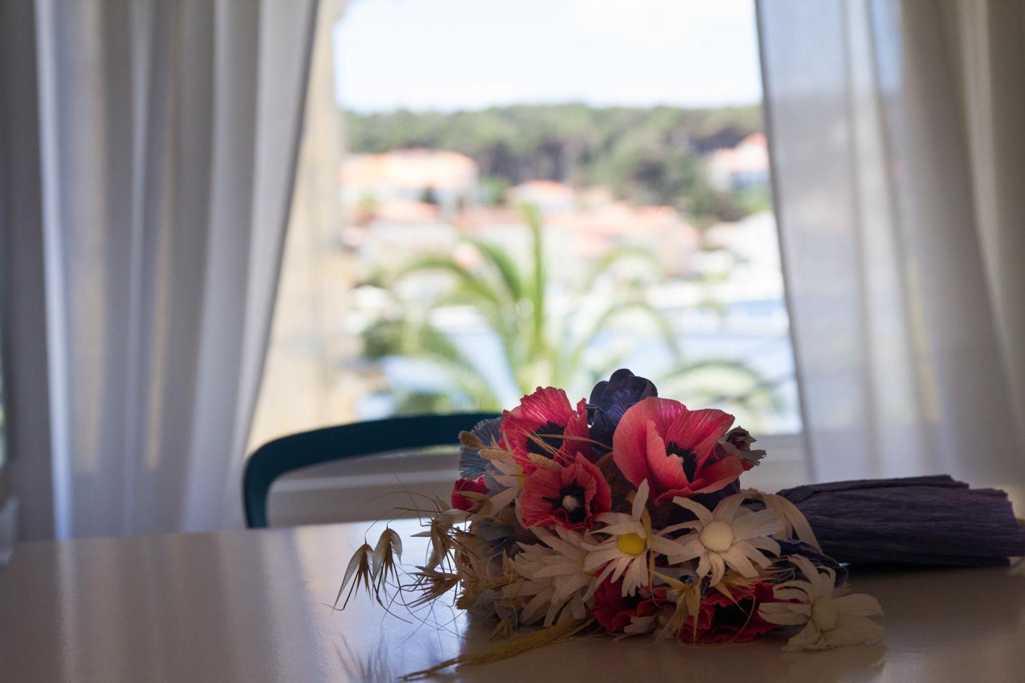 Apartments Mandarina Mali Lošinj Oda fotoğraf