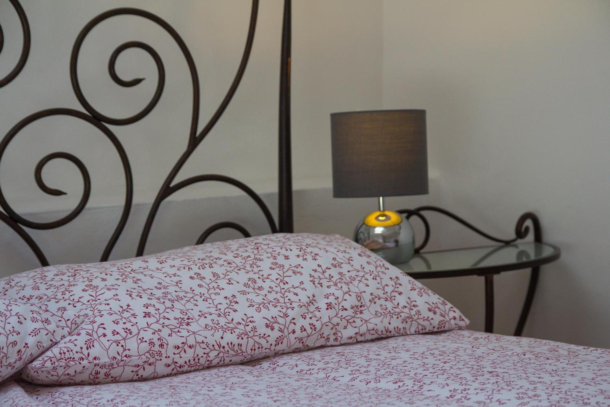 Apartments Mandarina Mali Lošinj Oda fotoğraf