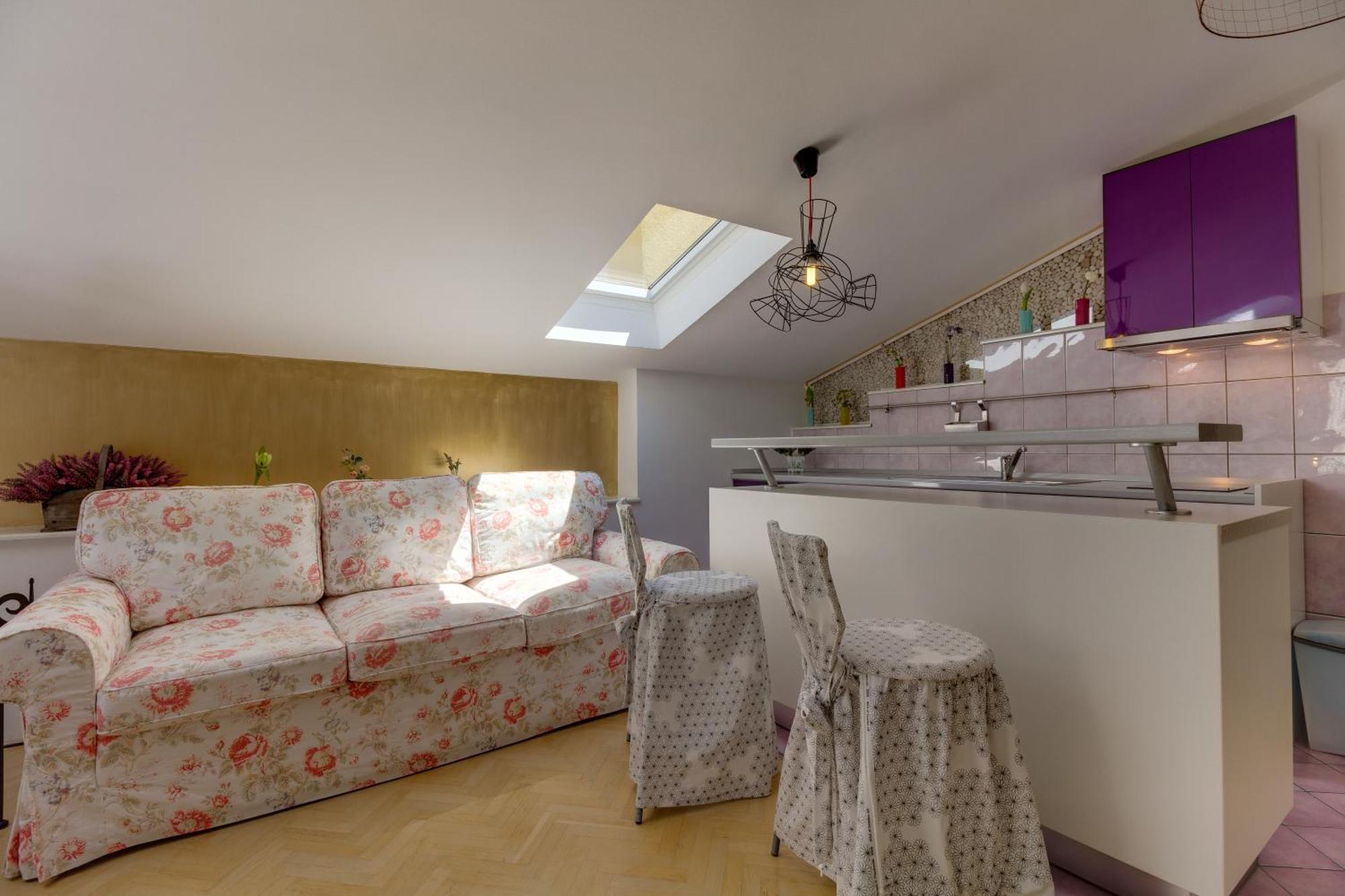 Apartments Mandarina Mali Lošinj Oda fotoğraf