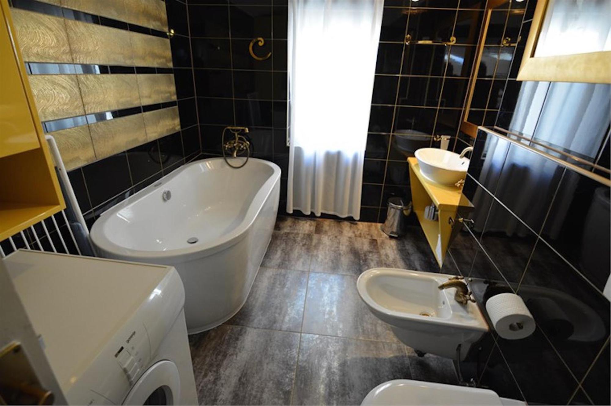 Apartments Mandarina Mali Lošinj Oda fotoğraf