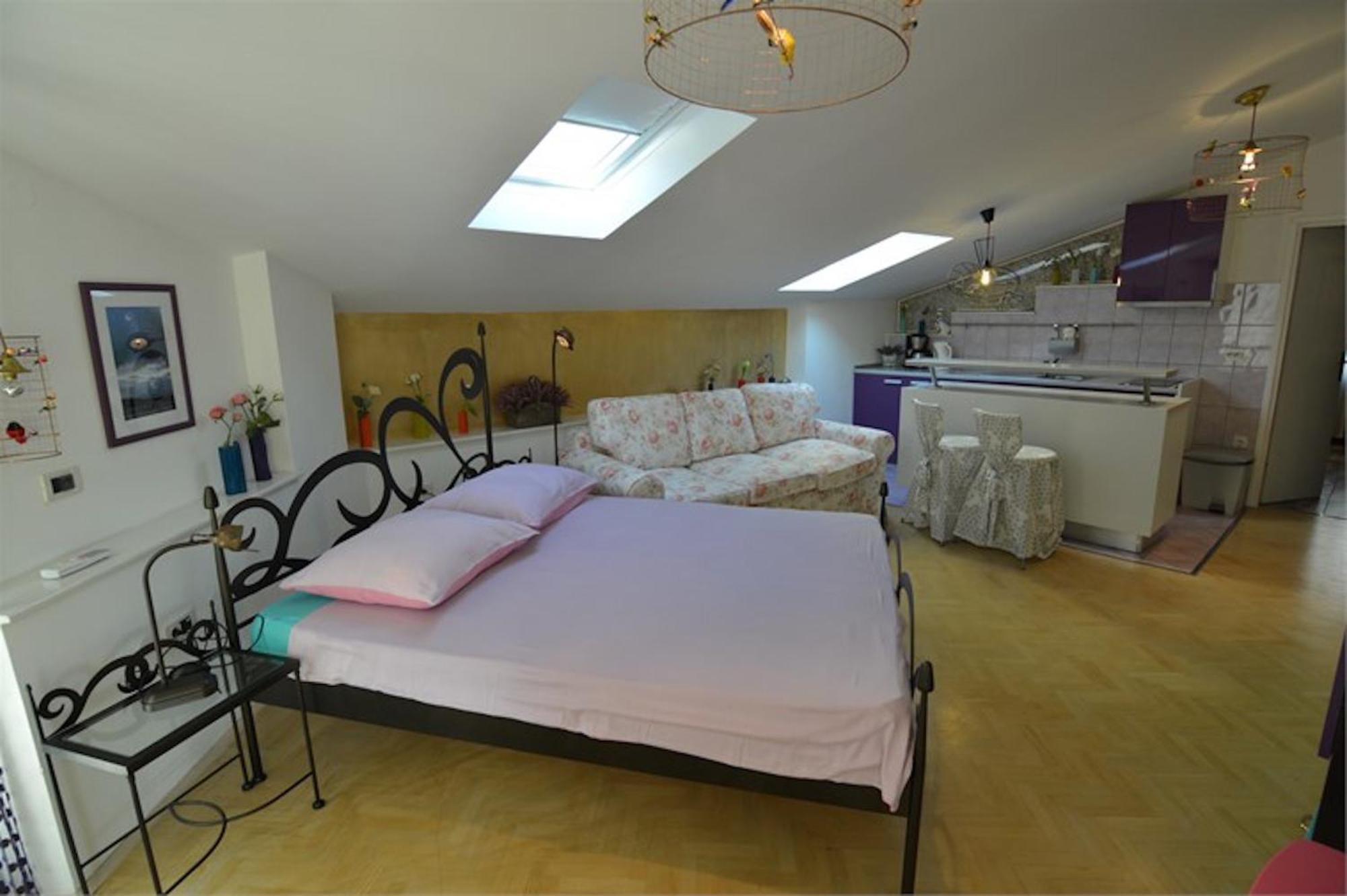 Apartments Mandarina Mali Lošinj Oda fotoğraf